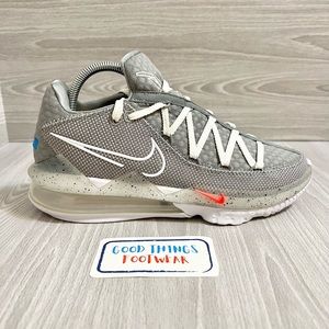 Nike LeBron 17 Low "Particle Grey" Men's Basketball Shoe Size 8 / Women’s 9.5